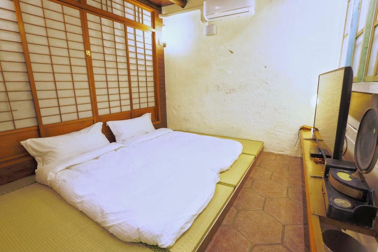 台南赤崁月樓tainan Moon House Inn Экстерьер фото