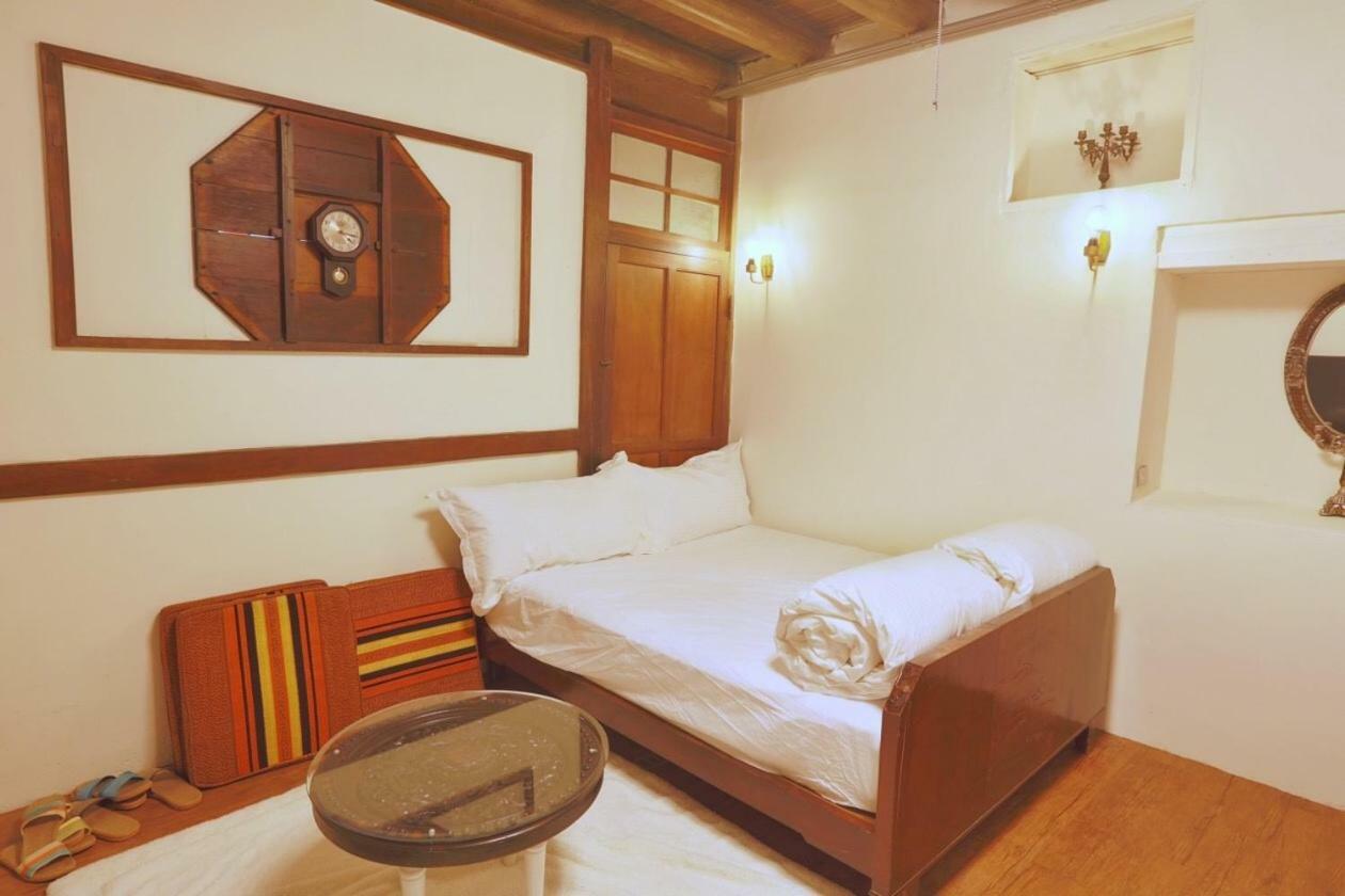 台南赤崁月樓tainan Moon House Inn Экстерьер фото